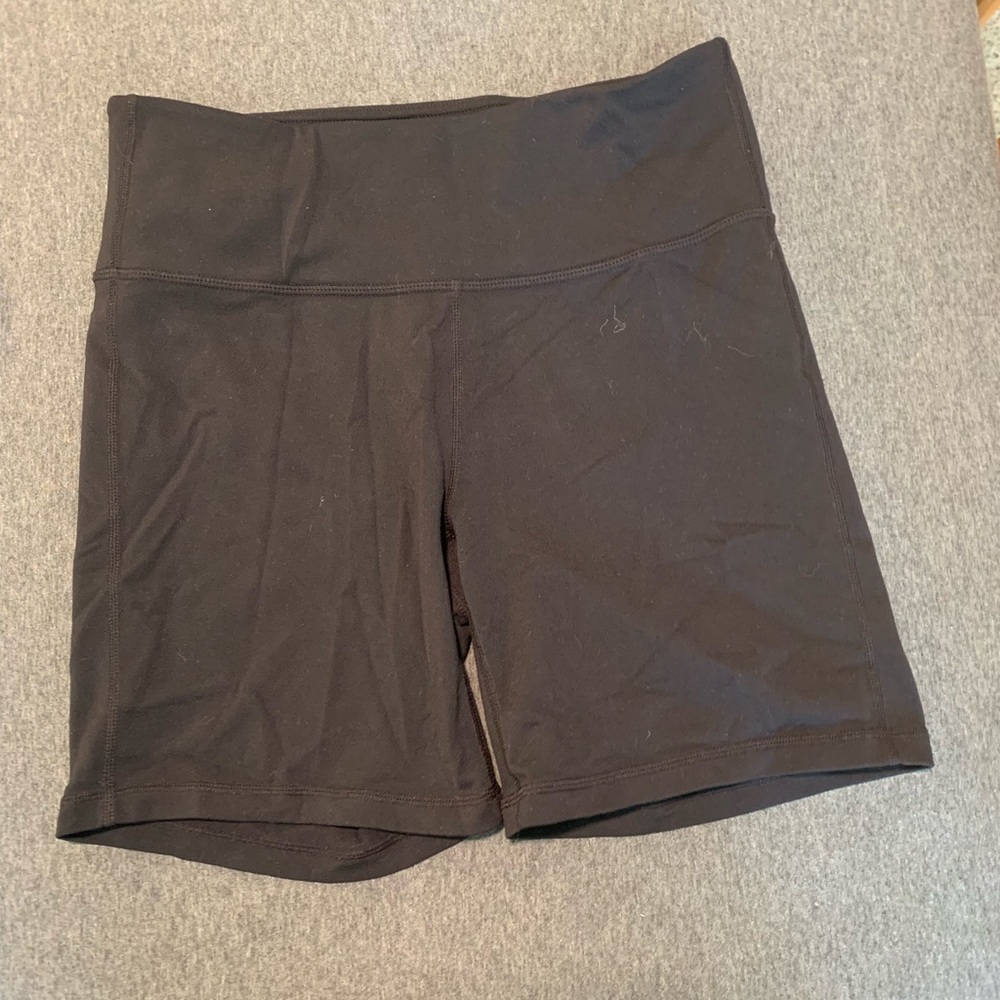 Athleta gym shorts
